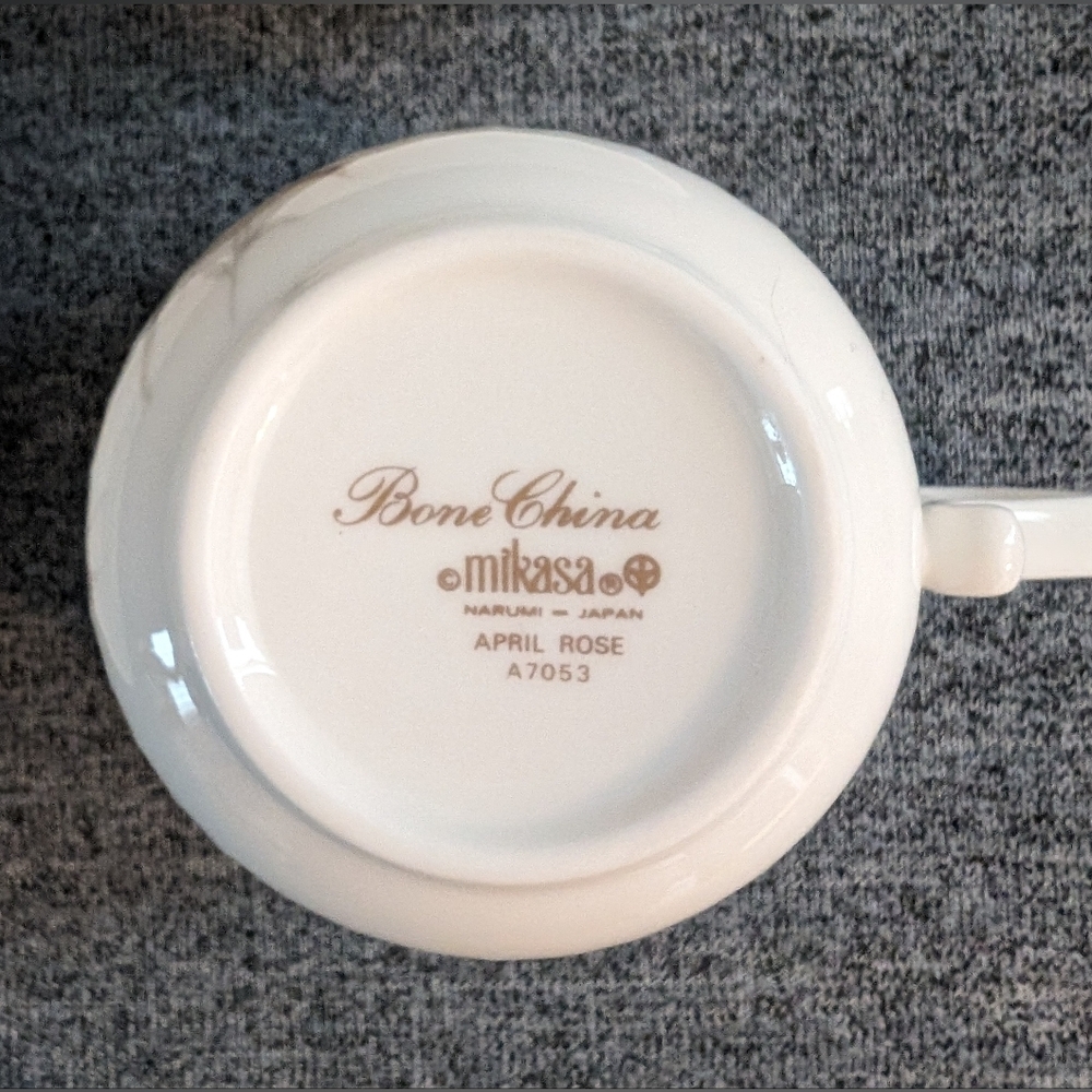 Mikasa Bone China, April Rose, Cup, Saucer, and Dessert/Bread Plate Trio - Picture 4 of 4